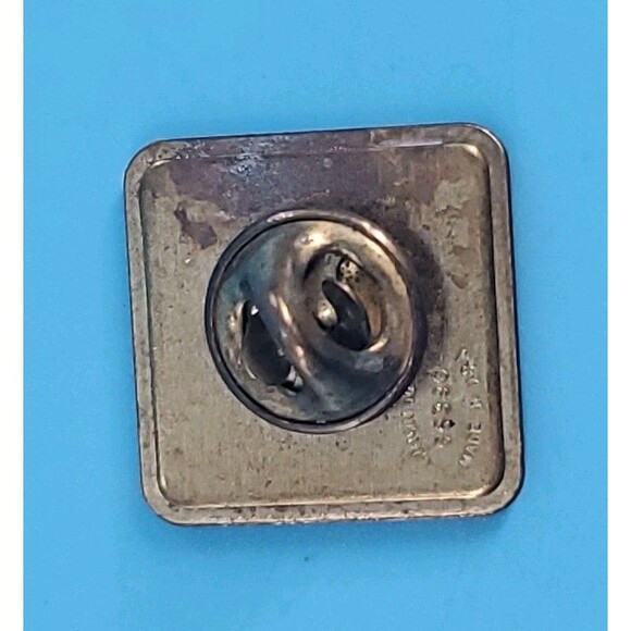 Jimmy Stewart Museum Tack Lapel Pin Souvenir Square Yellow Union Made USA - Picture 3 of 9